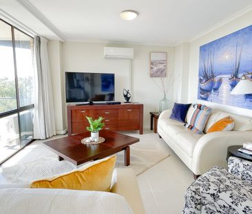 FURNISHED UNIT WITH STUNNING OCEAN VIEWS - Photo 4