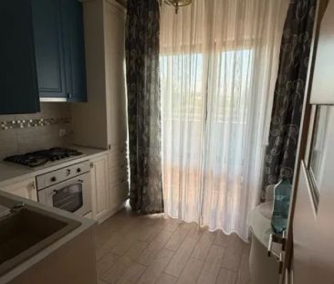 Garsoniera de inchiriat, o camera Tudor Vladimirescu Alte proprieta... - Photo 3