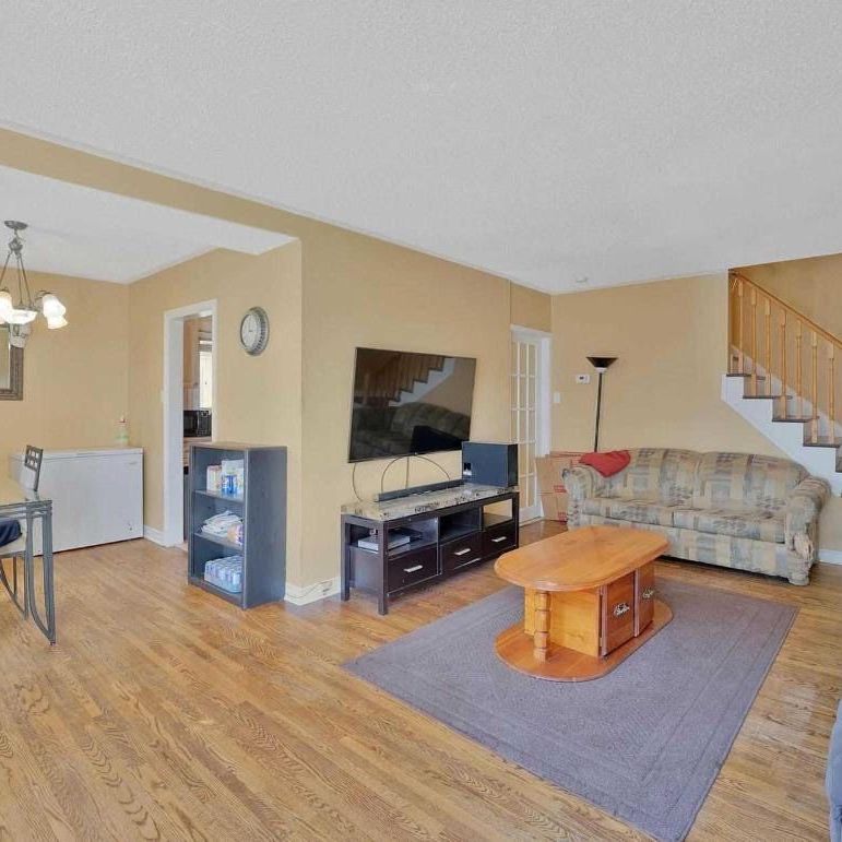 For Lease - 78 Town House Crescent, Brampton, Ontario - Photo 1