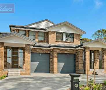 Quality Four Bedroom Duplex - Pet Friendly - Photo 3