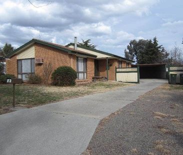 Looking for a family home in a convenient location? - Photo 4