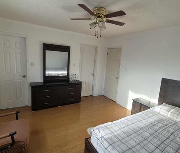 For Lease - 124 Desert Sand Drive, Brampton, Ontario - Photo 6