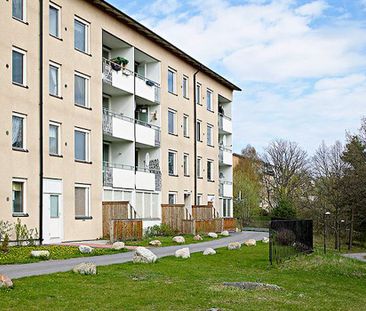 Tempelriddarvägen 18, Bredäng - Foto 1