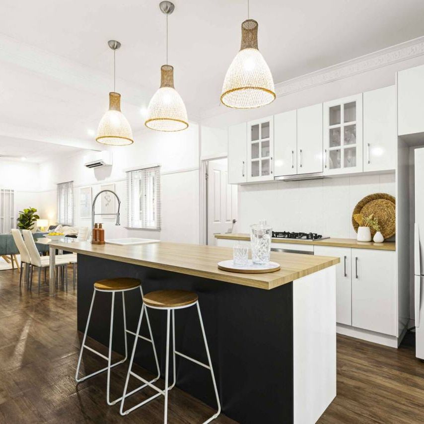 Classic Charm Meets Modern Comfort in the Heart of South Toowoomba - Photo 1