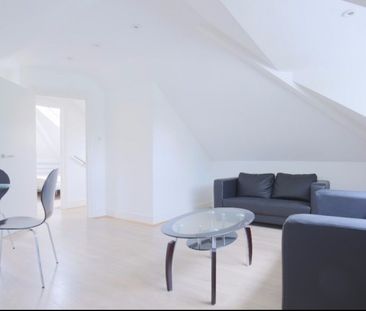 Evangelist Road, London - Photo 6