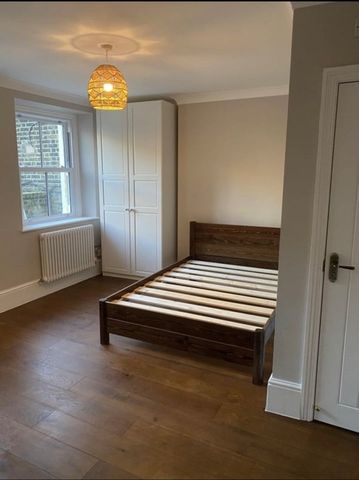 Room in a Shared House, Lewisham Way, SE14 - Photo 3
