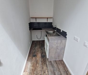 Location Appartement 2 pièces 38m² FECAMP 76400 - Photo 3
