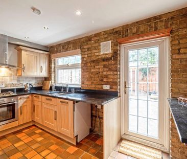 2 bedroom terraced house to rent - Photo 2