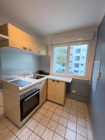 Location Appartement 2 pièces 47m² BREST 29200 - Photo 4