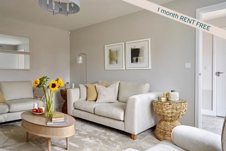 4 bedroom detached house to rent - Photo 5