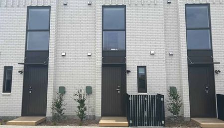 New and very modern - Photo 2