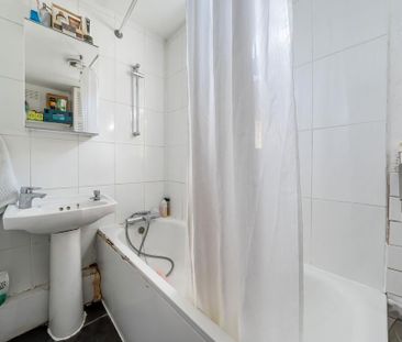 4 bedroom terraced house to rent - Photo 4