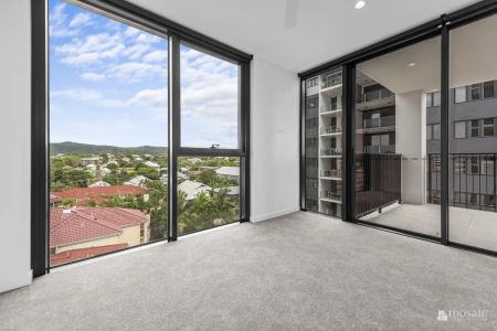607/28 Lissner Street, Toowong QLD 4066 - Photo 3