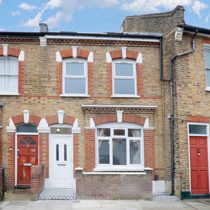 5 bedroom terraced house to rent - Photo 1