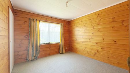 Single level family home in Pakuranga Height - Photo 4