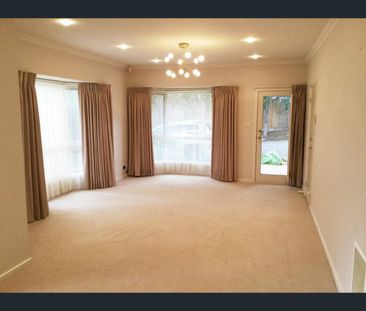 12A Kingfield Court, Camberwell, Vic 3124 - Photo 4