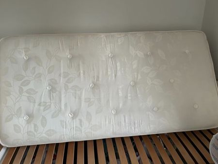 Room in a Shared Flat, Mile End Road, E1 - Photo 2