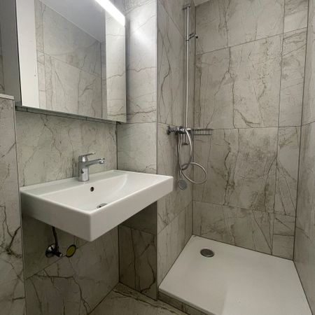 A completely renovated apartment for rent in Romont. - Foto 4