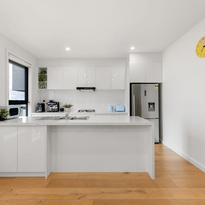 5/6 Heatherdale Road, Mitcham - Photo 1