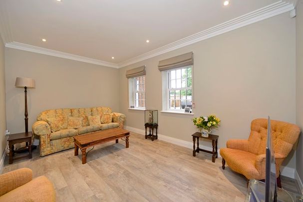 Great George Street, Godalming, Surrey, GU7 - Photo 1