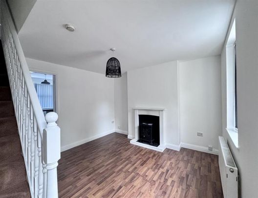 2 Bedroom Terraced To Let - Photo 1
