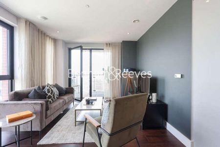 Avalon Point, Silvocea Way, E14 - Photo 4