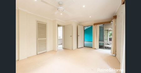 Unique home close to Flinders Uni - Photo 4