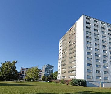 Sur les hauteurs de la Chaux-de-Fonds, ce 4.5 pièces vous attend ! - Photo 5