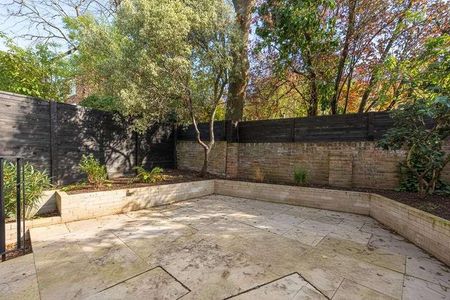 Howitt Road, Belsize, NW3 - Photo 4