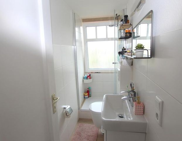 Charmante 3-Zimmer-Dachgeschosswohnung in zentrumsnaher, ruhiger Wohnlage in Oldenburg-Donnerschwee - Foto 1