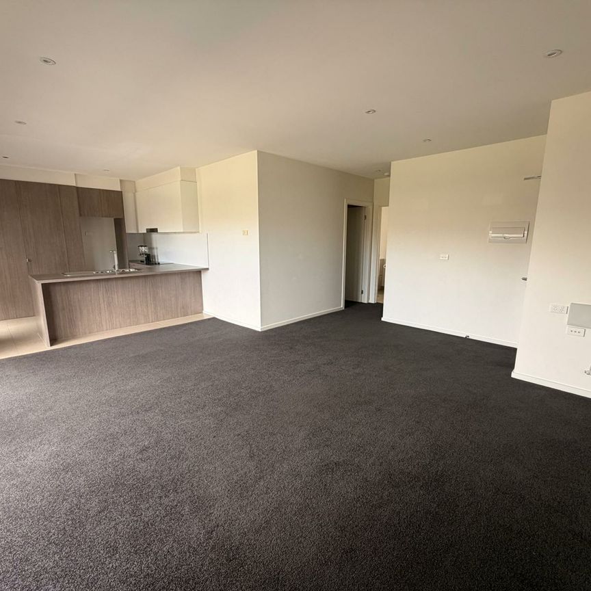 105 Lilliana Boulevard, Carrum Downs VIC - Photo 1