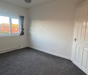 Warren Road - Photo 2