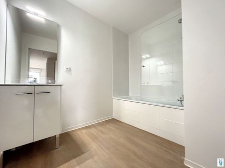 Location Appartement 3 pièces 61m² MAROMME 76150 - Photo 4