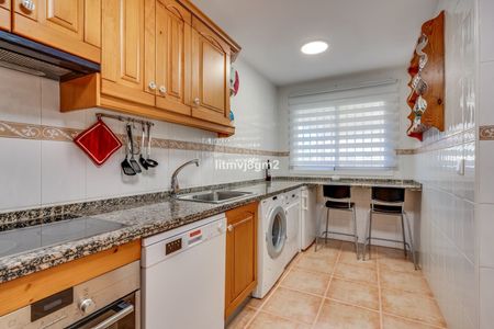 Townhouse in Calahonda - Photo 5