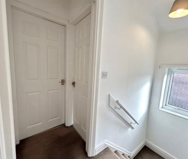 3 bedroom semi-detached house to rent - Photo 5