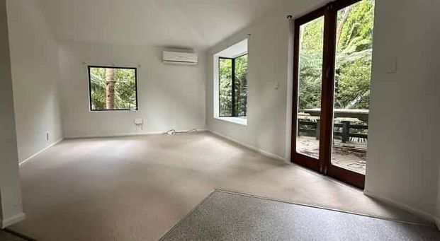 Charming One bedroom surrounded by bushland - Photo 1