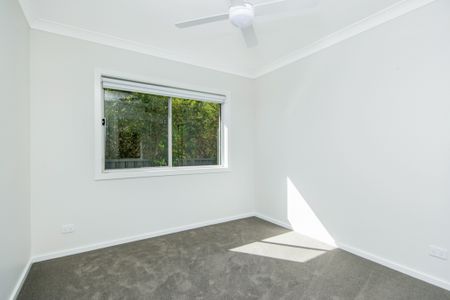 FOUR BEDROOM TOWNHOUSE - Photo 2