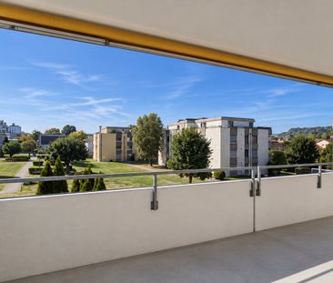 Moderne 4.5-Zimmer-Wohnung mit Balkon für Ihre Familie - Foto 6
