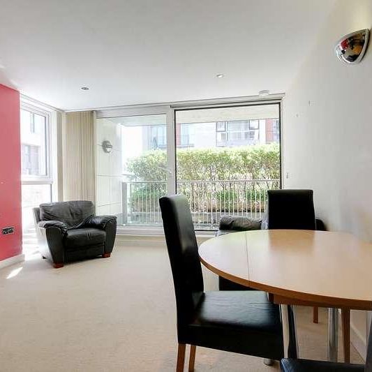 Baltic Apartments, Western Gateway, London, E16 - Photo 1