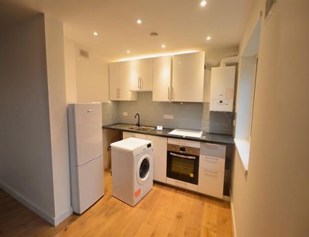 2 Bedroom Apartment To Let - Photo 5
