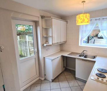 2 bedroom property to rent - Photo 4