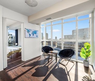 Master Room & Ensuite Bath - Lisgar Apartments - Photo 2