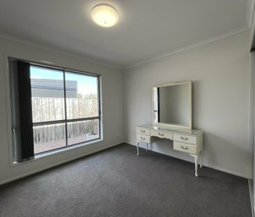 PERFECT FAMILY HOME - Photo 5