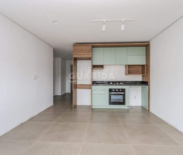Apartamento com 1 dormitório, sacada e churrasqueira no bairro Rio ... - Photo 6