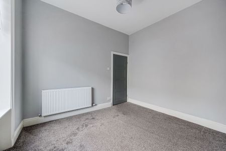 2 bed mid-terraced house to rent in Wells Street, Rossendale, BB4 - Photo 5