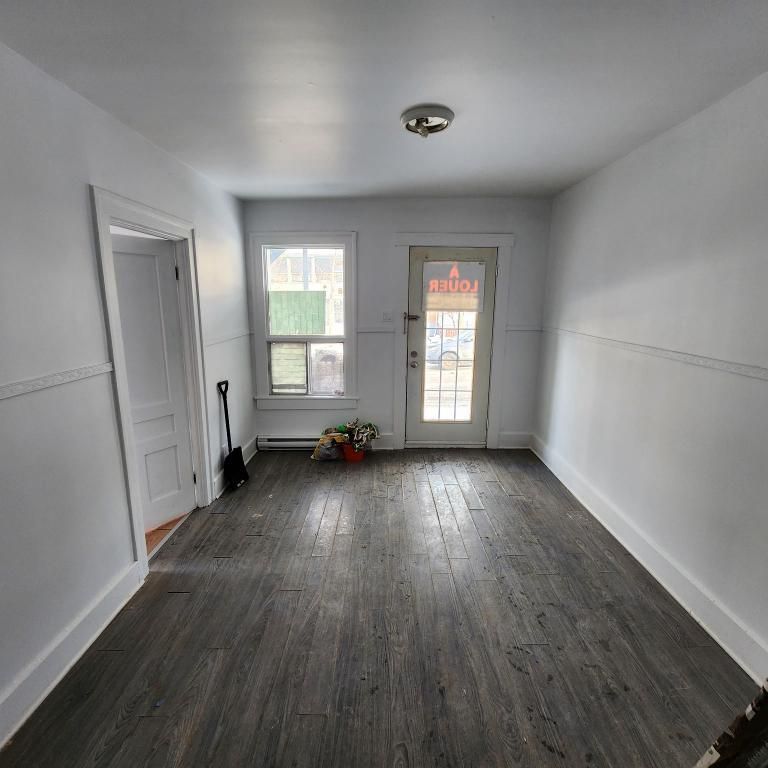 Grand 4 1/2 a louer ville de Granby - Photo 1