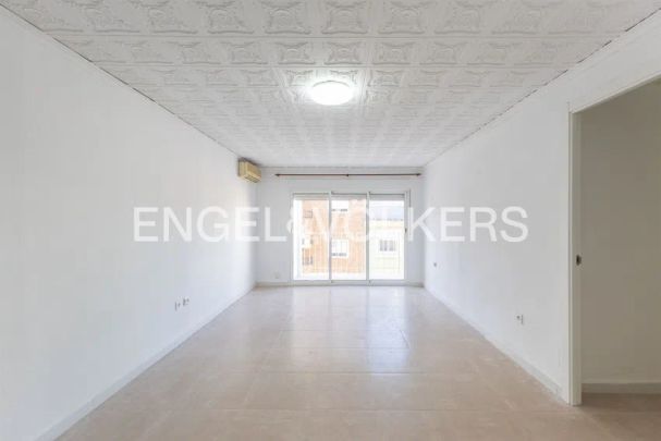 Alquiler de piso en Calle de Joan de Joanes - Foto 1