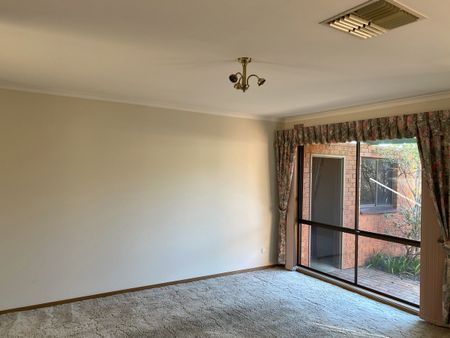 2 / 21 Maude Street, SHEPPARTON VIC 3630 - Photo 2