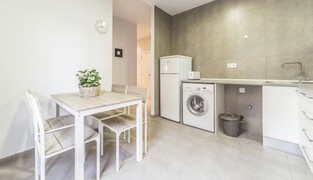 Carrer de les Comèdies, Valencia, Valencian Community 46003 - Photo 5