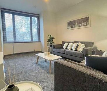 East Park Parade, Leeds, LS9 - Photo 3